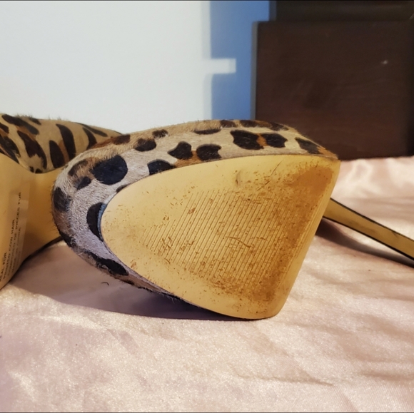 Steve Madden Women's Fur Leopard Heels - Picture 2 of 5